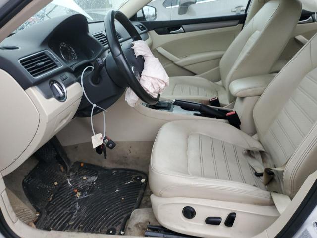 Photo 7 from auction – 2015 VOLKSWAGEN PASSAT SE with VIN 1VWBS7A35FC026795