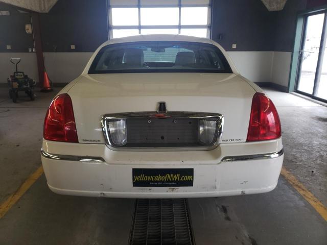 Photo 6 from auction – 2011 LINCOLN TOWN CAR S with VIN 2LNBL8CV2BX750439