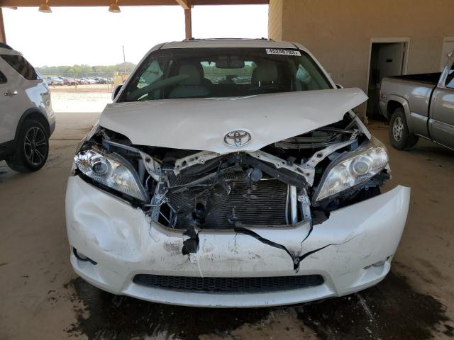 Photo 5 from auction – 2015 TOYOTA SIENNA XLE with VIN 5TDYK3DC3FS538703