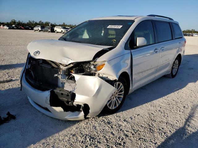 TOYOTA SIENNA XLE 2015 with VIN 5TDYK3DC9FS633489 - Photo from auction