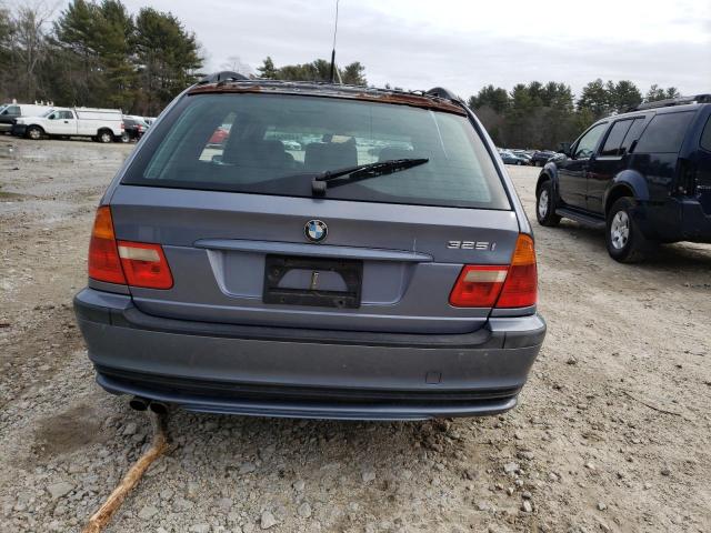 Photo 6 from auction – 2003 BMW 325 IT with VIN WBAEN33453PC11505