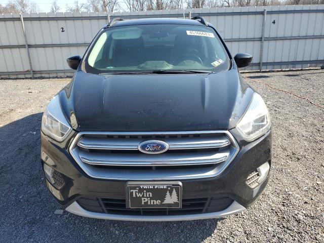 Photo 5 from auction – 2017 FORD ESCAPE SE with VIN 1FMCU9GD5HUA35339