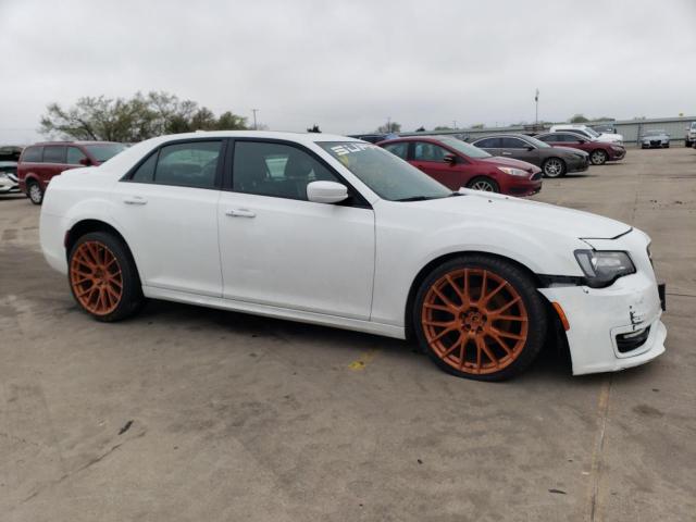 Photo 4 from auction – 2020 CHRYSLER 300 S with VIN 2C3CCABT8LH171925