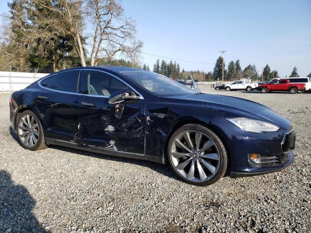 Photo 4 from auction – 2013 TESLA MODEL S with VIN 5YJSA1DP0DFP23714