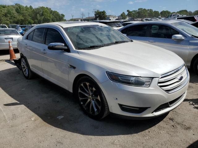 Photo 4 from auction – 2016 FORD TAURUS LIM with VIN 1FAHP2F8XGG132942