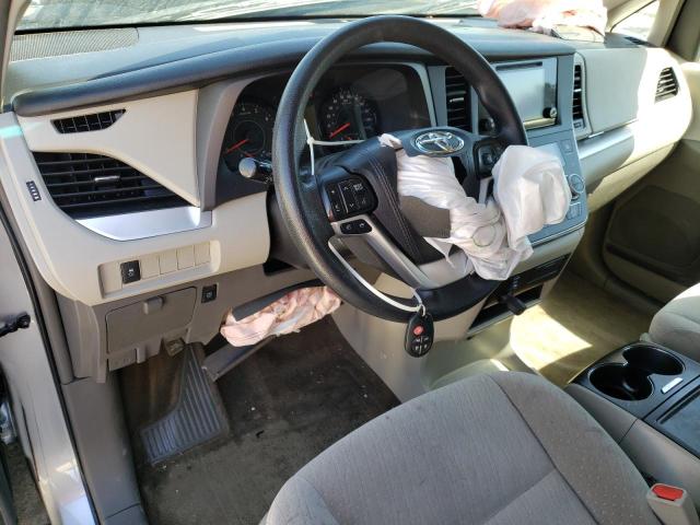 Photo 8 from auction – 2016 TOYOTA SIENNA LE with VIN 5TDKK3DC4GS742854