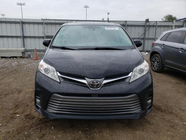 Photo 5 from auction – 2018 TOYOTA SIENNA XLE with VIN 5TDYZ3DC4JS931632