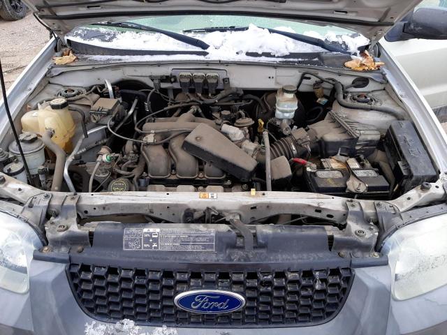 Photo 12 from auction – 2005 FORD ESCAPE XLT with VIN 1FMCU93105KB33066