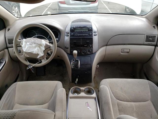 Photo 8 from auction – 2010 TOYOTA SIENNA CE with VIN 5TDKK4CC8AS305504