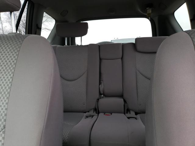 Photo 10 from auction – 2006 TOYOTA RAV4 with VIN JTMBD33V965036058