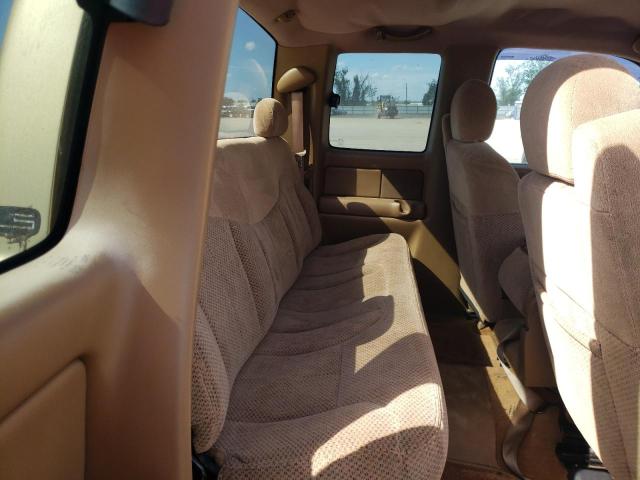 Photo 10 from auction – 1999 CHEVROLET SILVERADO with VIN 2GCEC19T0X1286723