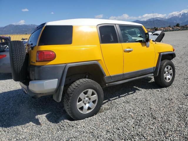 Photo 3 from auction – 2007 TOYOTA FJ CRUISER with VIN JTEBU11F970087571