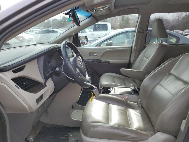 Photo 7 from auction – 2016 TOYOTA SIENNA XLE with VIN 5TDDK3DC2GS133996