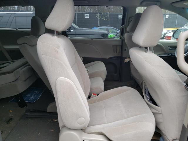 Photo 11 from auction – 2015 TOYOTA SIENNA LE with VIN 5TDKK3DC4FS653946