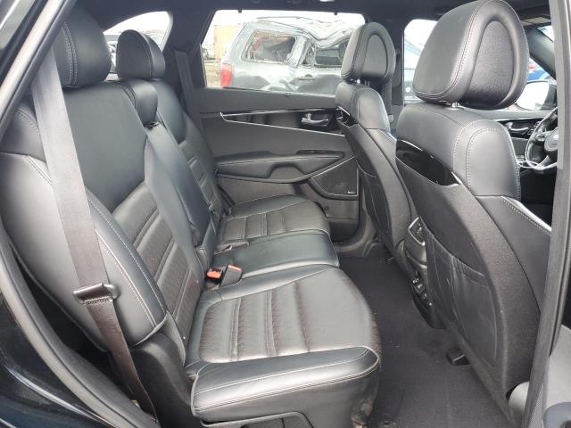Photo 10 from auction – 2016 KIA SORENTO SX with VIN 5XYPKDA51GG091813