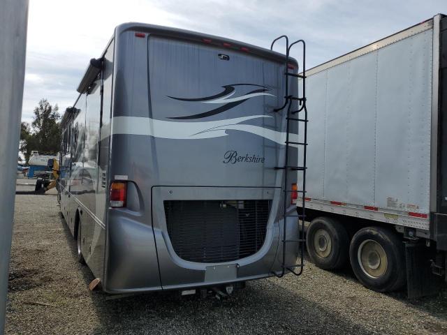 Photo 3 from auction – 2009 FREIGHTLINER CHASSIS XC with VIN 4UZAB2DT09CAE4200