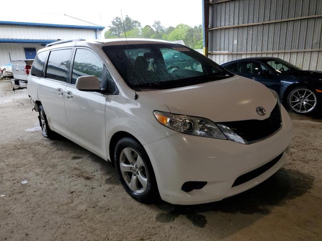 Photo 4 from auction – 2014 TOYOTA SIENNA LE with VIN 5TDKK3DC6ES481434