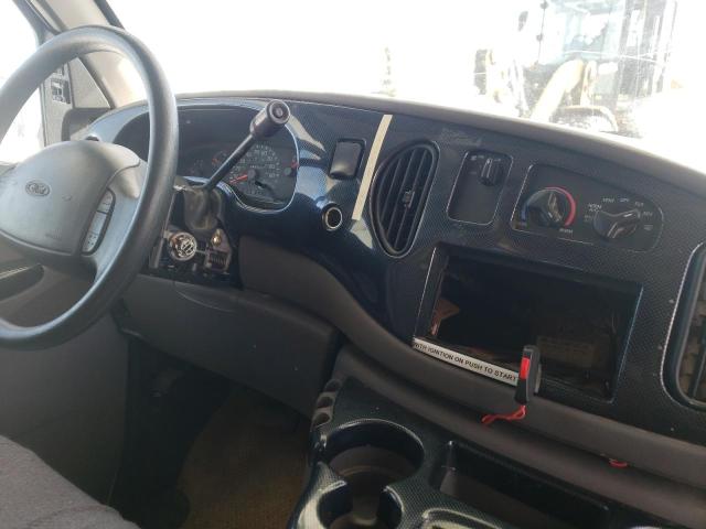 Photo 9 from auction – 2002 FORD ECONOLINE with VIN 1FDXE45S12HB21993