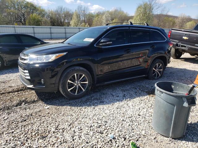 TOYOTA HIGHLANDER 2017 with VIN 5TDJZRFH7HS453102 - Photo from auction