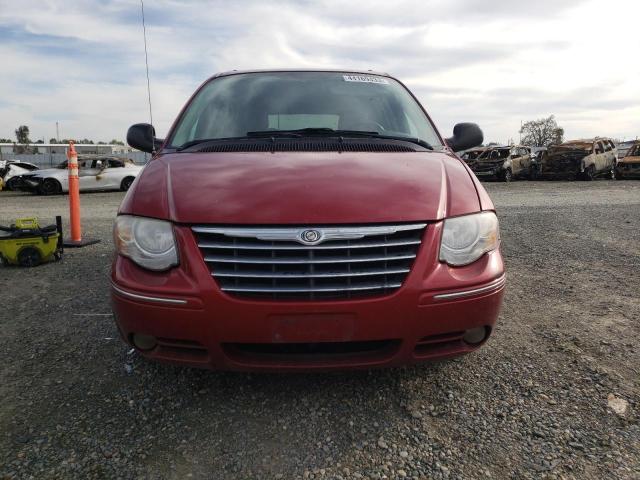 Photo 5 from auction – 2005 CHRYSLER TOWN & COU with VIN 2C4GP64L05R413342