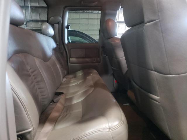 Photo 10 from auction – 2000 CHEVROLET SILVERADO with VIN 1GCEK19T6YZ251647