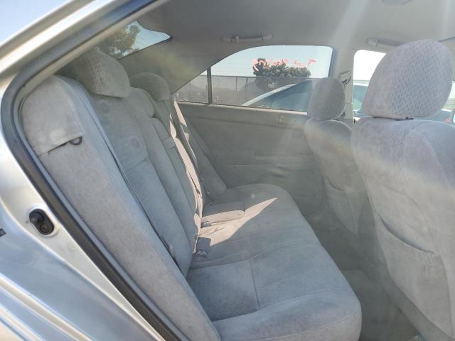 Photo 10 from auction – 2004 TOYOTA CAMRY LE with VIN 4T1BE32K14U378087