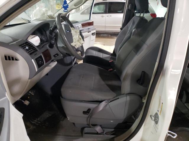 Photo 7 from auction – 2010 CHRYSLER TOWN & CNT with VIN 2A4RR5D13AR105579