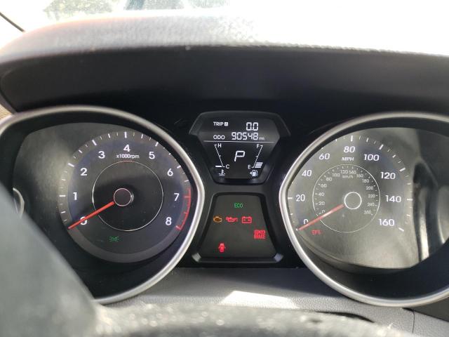 Photo 9 from auction – 2012 HYUNDAI ELANTRA GL with VIN 5NPDH4AE2CH127433