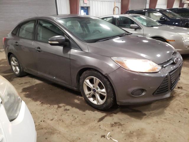 Foto 4 de la subasta – 2014 FORD FOCUS SE con VIN 1FADP3F2XEL332112