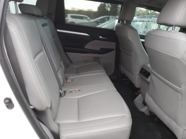 Photo 10 from auction – 2016 TOYOTA HIGHLANDER with VIN 5TDJKRFH6GS239169