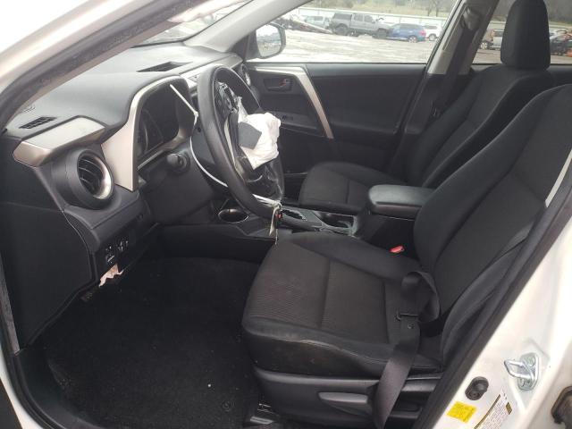 Photo 7 from auction – 2014 TOYOTA RAV4 LE with VIN JTMZFREV0EJ011533