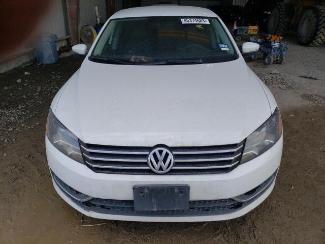 Photo 5 from auction – 2015 VOLKSWAGEN PASSAT S with VIN 1VWAS7A31FC007320