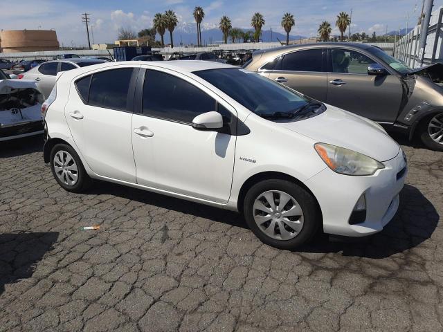 Photo 4 from auction – 2014 TOYOTA PRIUS C with VIN JTDKDTB32E1559055
