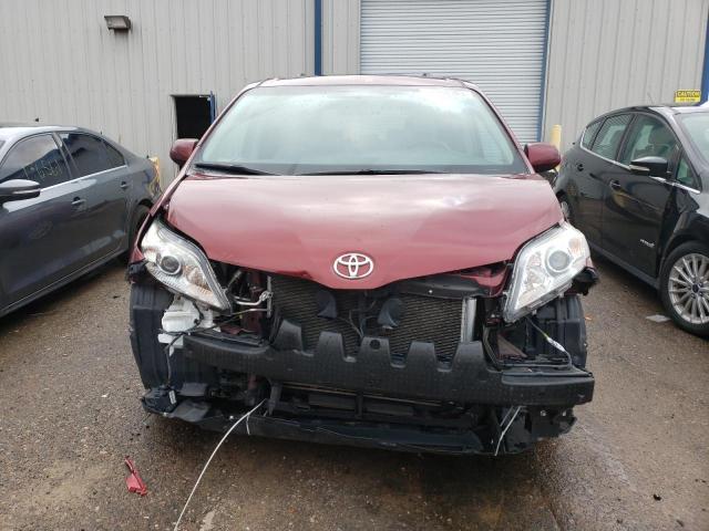 Photo 5 from auction – 2017 TOYOTA SIENNA XLE with VIN 5TDDZ3DC2HS146468
