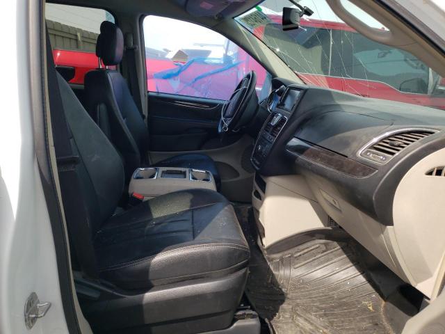 Photo 7 from auction – 2016 CHRYSLER TOWN & COU with VIN 2C4RC1BG3GR186874
