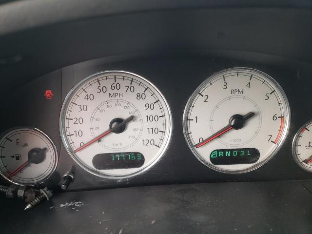 Photo 9 from auction – 2005 CHRYSLER TOWN & COU with VIN 2C4GP64L05R413342