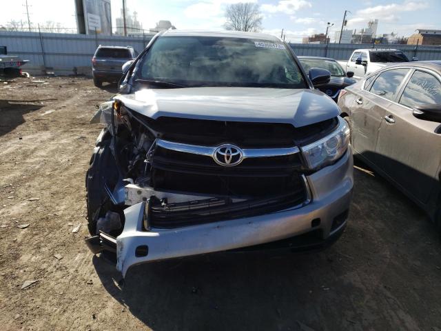 Photo 5 from auction – 2016 TOYOTA HIGHLANDER with VIN 5TDBKRFH1GS282113