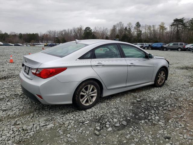 Photo 3 from auction – 2014 HYUNDAI SONATA GLS with VIN 5NPEB4AC8EH936426