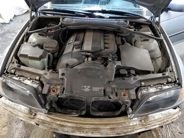 Photo 11 from auction – 2005 BMW 325 XI with VIN WBAEU33445PR20381