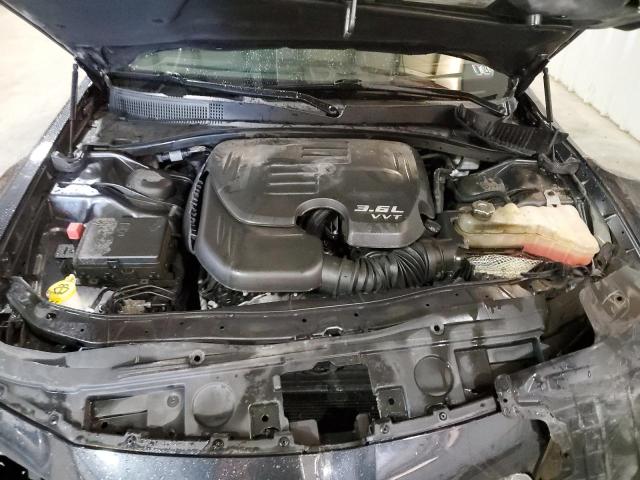 Photo 11 from auction – 2015 CHRYSLER 300 LIMITE with VIN 2C3CCARG2FH904726