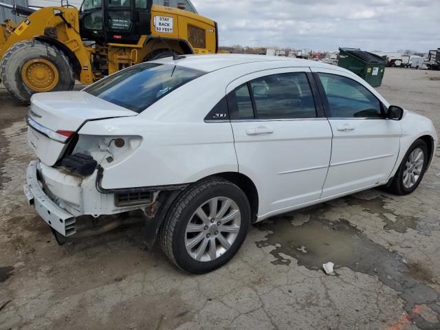 Photo 3 from auction – 2012 CHRYSLER 200 TOURIN with VIN 1C3CCBBB4CN201054