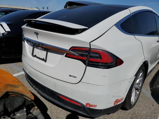 Photo 6 from auction – 2016 TESLA MODEL X with VIN 5YJXCDE27GF030146