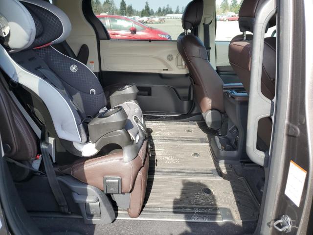 Photo 11 from auction – 2022 TOYOTA SIENNA LIM with VIN 5TDESKFC5NS061992