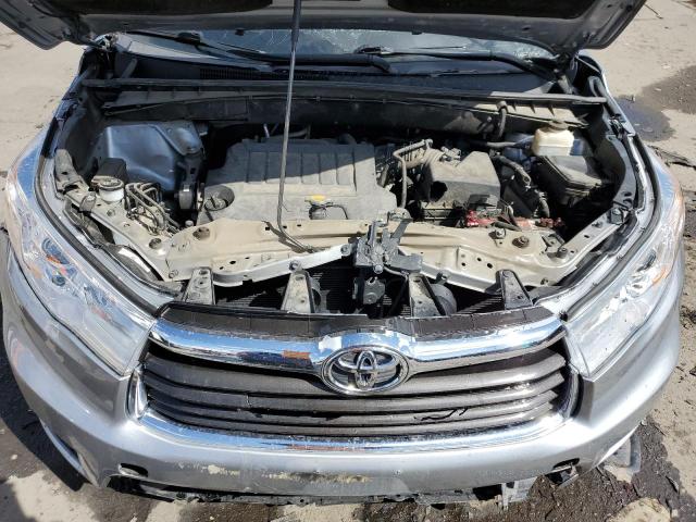 Photo 12 from auction – 2015 TOYOTA HIGHLANDER with VIN 5TDDKRFH8FS153809