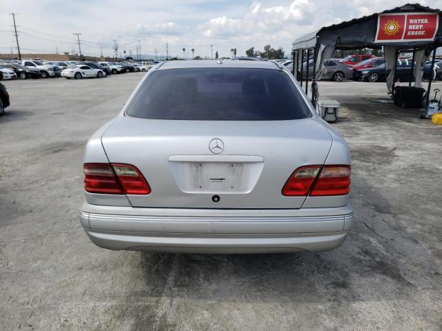 Photo 6 from auction – 2001 MERCEDES-BENZ E 430 with VIN WDBJF70J41B220699