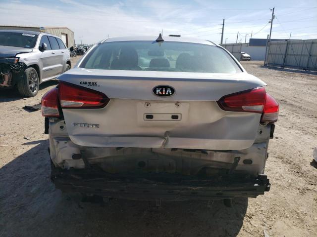 Photo 6 from auction – 2017 KIA FORTE LX with VIN 3KPFK4A75HE140362