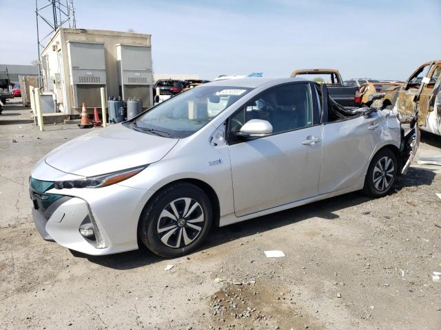 TOYOTA PRIUS PRIM 2017 with VIN JTDKARFP3H3001071 - Photo from auction