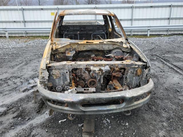 Photo 5 from auction – 2002 FORD F150 with VIN 1FTRX18L82NA95503