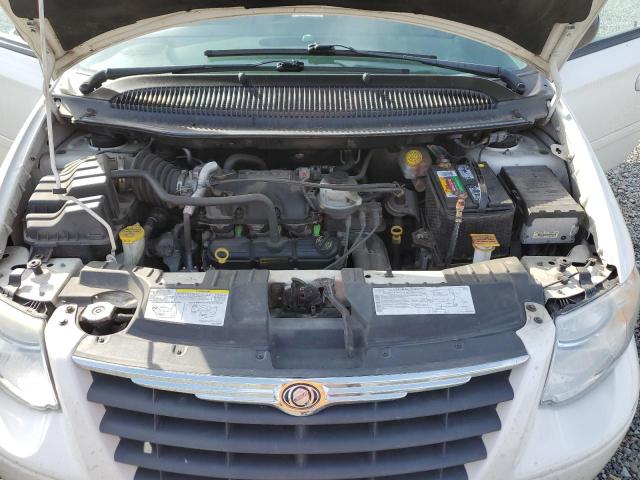 Photo 12 from auction – 2005 CHRYSLER TOWN & COU with VIN 2C4GP44R45R591232
