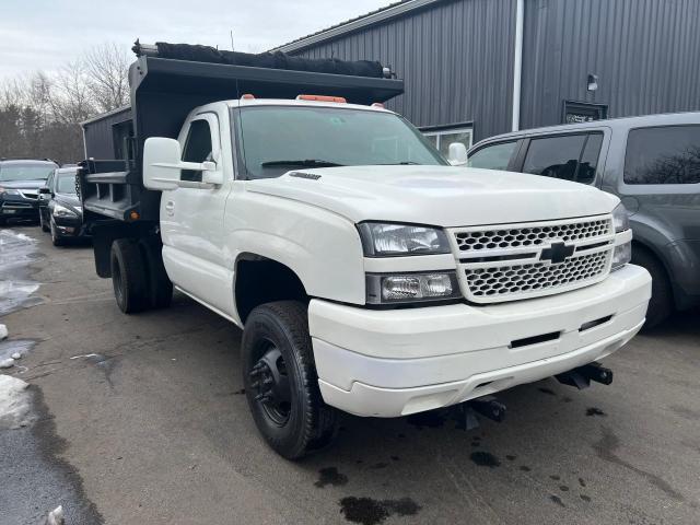 CHEVROLET SILVERADO 2005 with VIN 1GBJK34285E290529 - Photo from auction